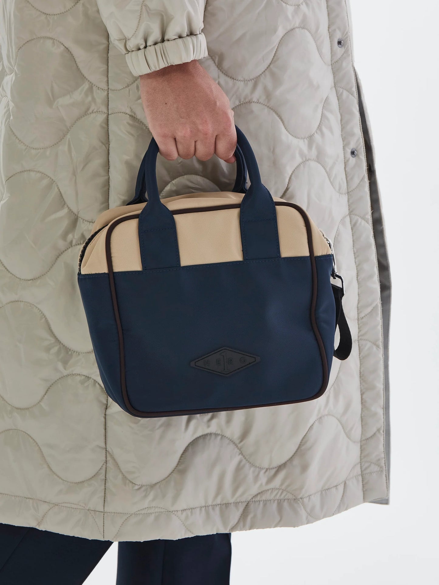 HERG1 Square Round Bag