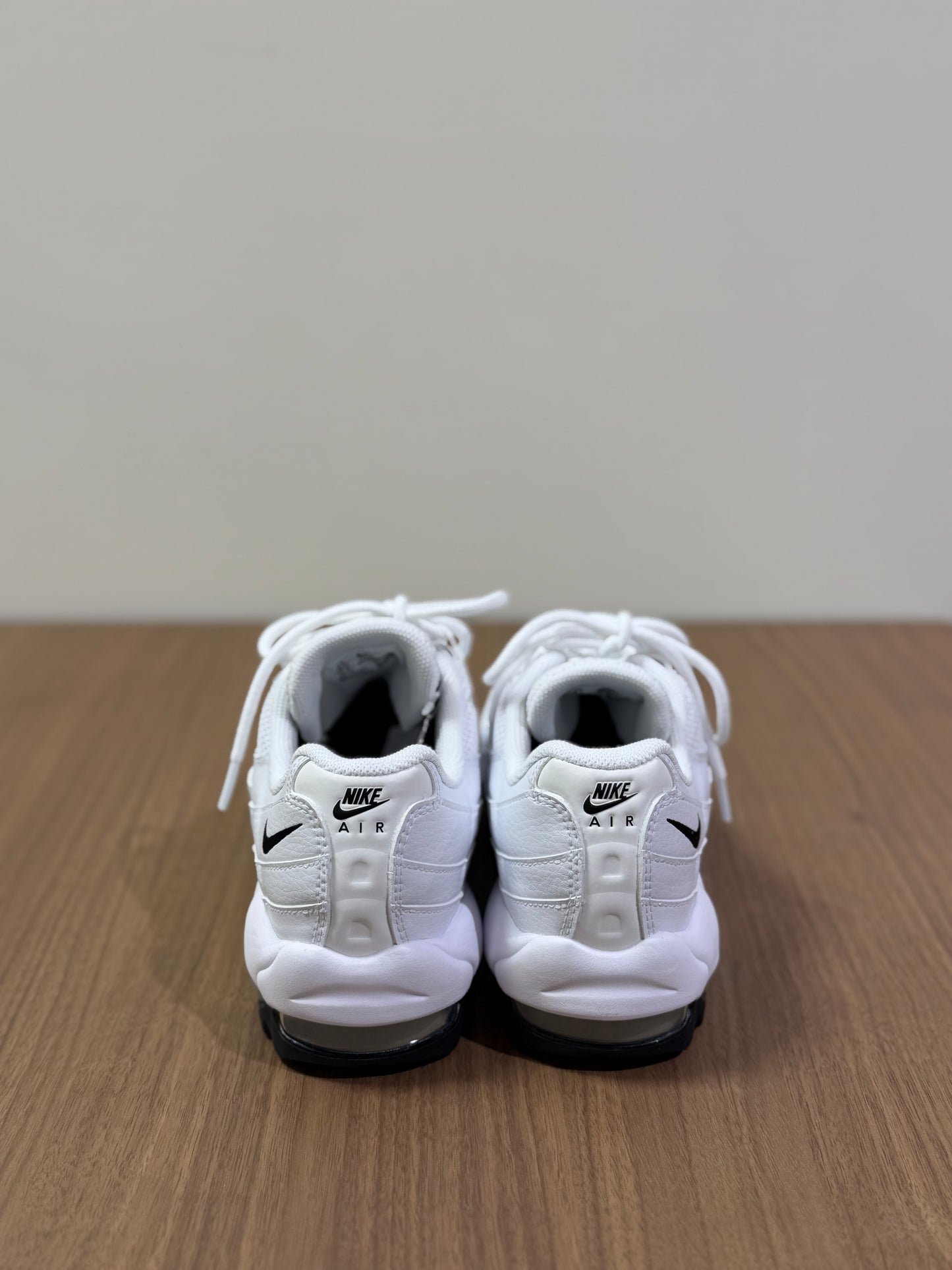 NIKE MENS Air Max 95G