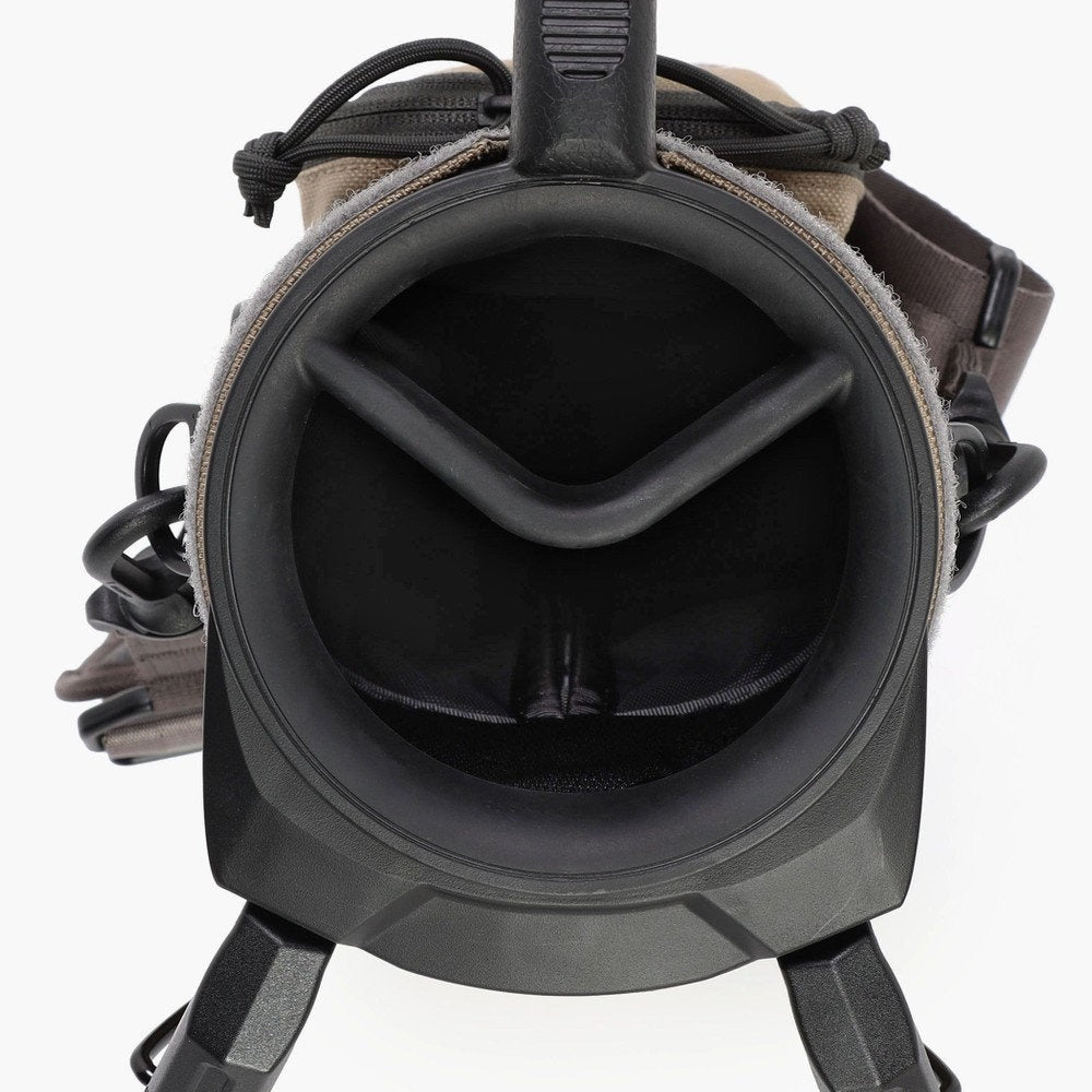 BRIEFING SELF STAND CARRY STD