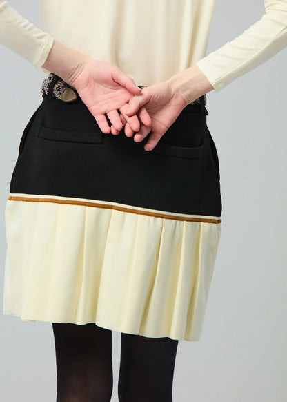 HERG1 WOMENS High gauge bi-color knit pleated skirt