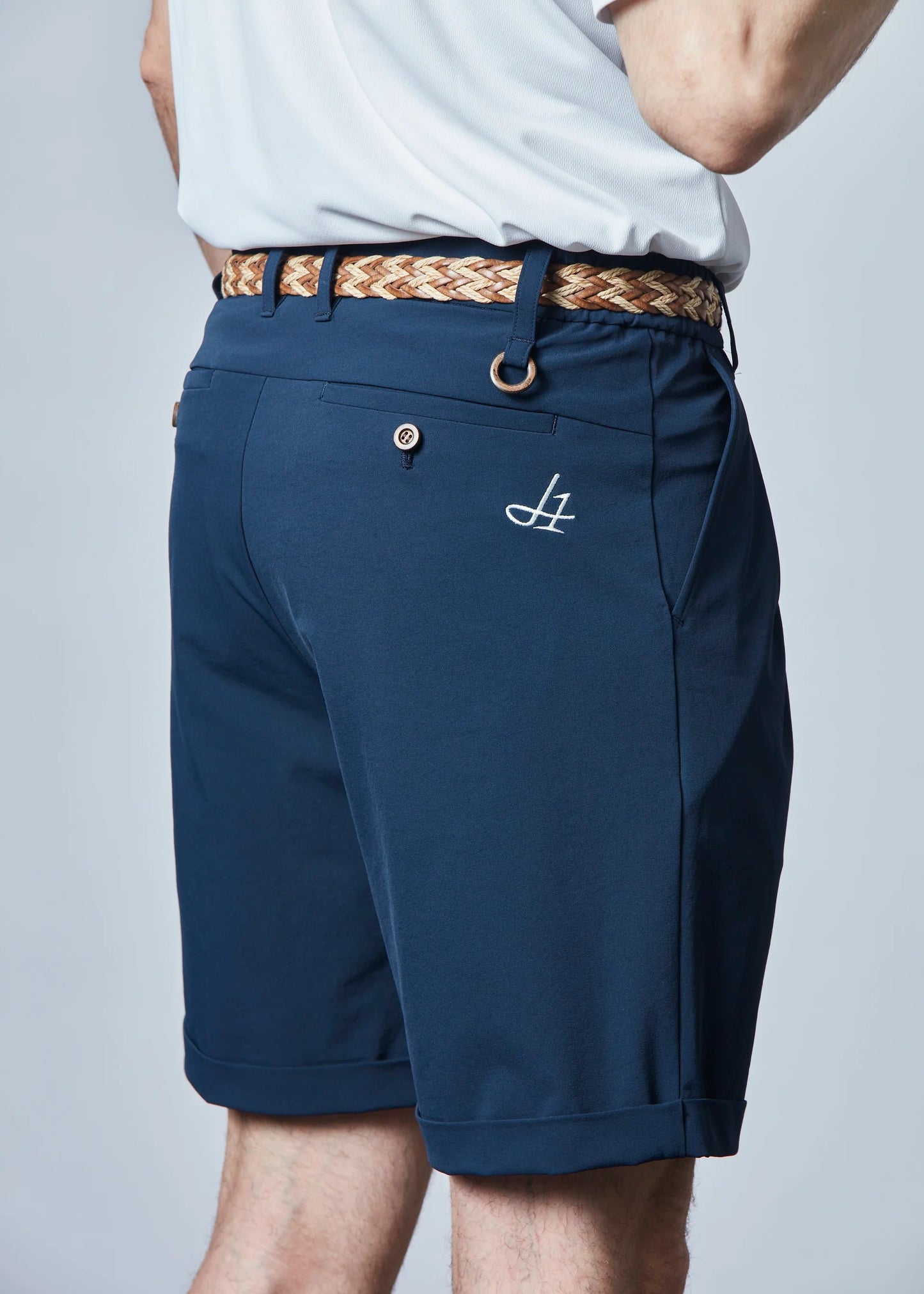 HERG1 MENS Matte Stretch 2-Tuck Shorts