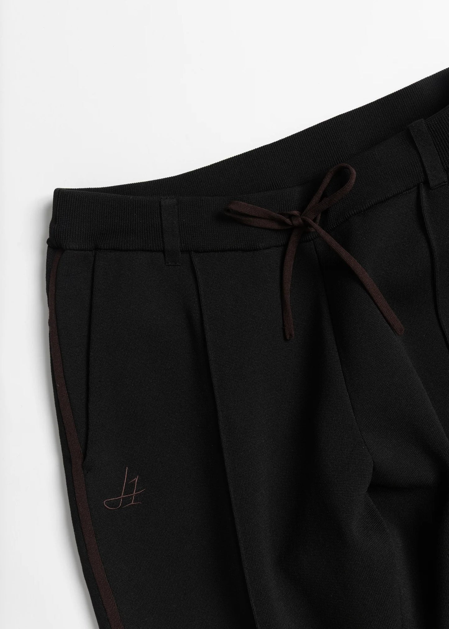 HERG1 MENS MILANO RIB KNIT CENTER PLEATED PANTS