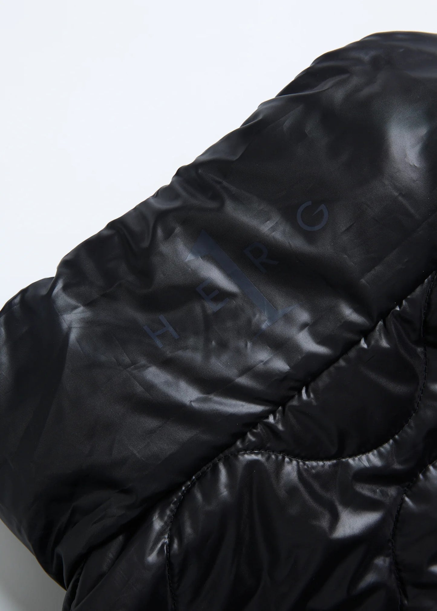 HERG1  MENS QUILTED BENCH COAT