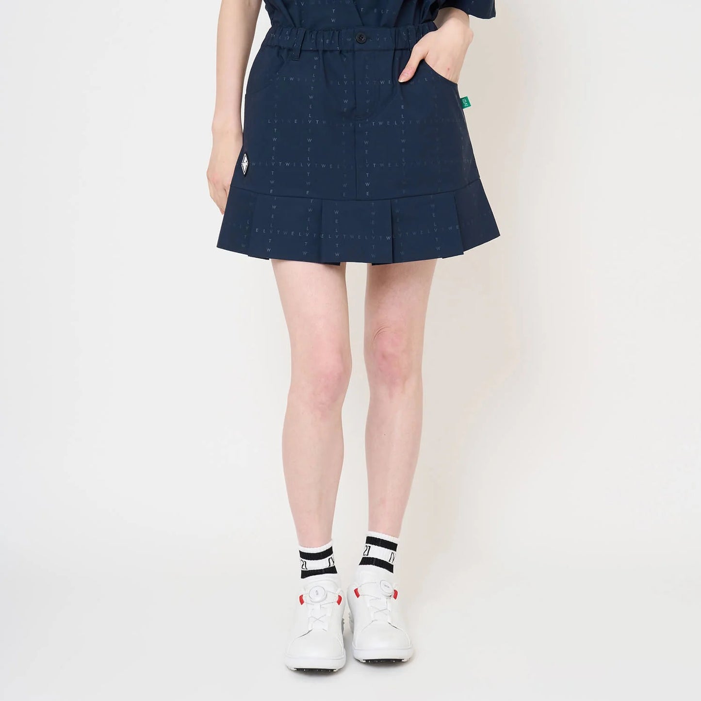 V12 WOMENS TYPO GRID SKIRT