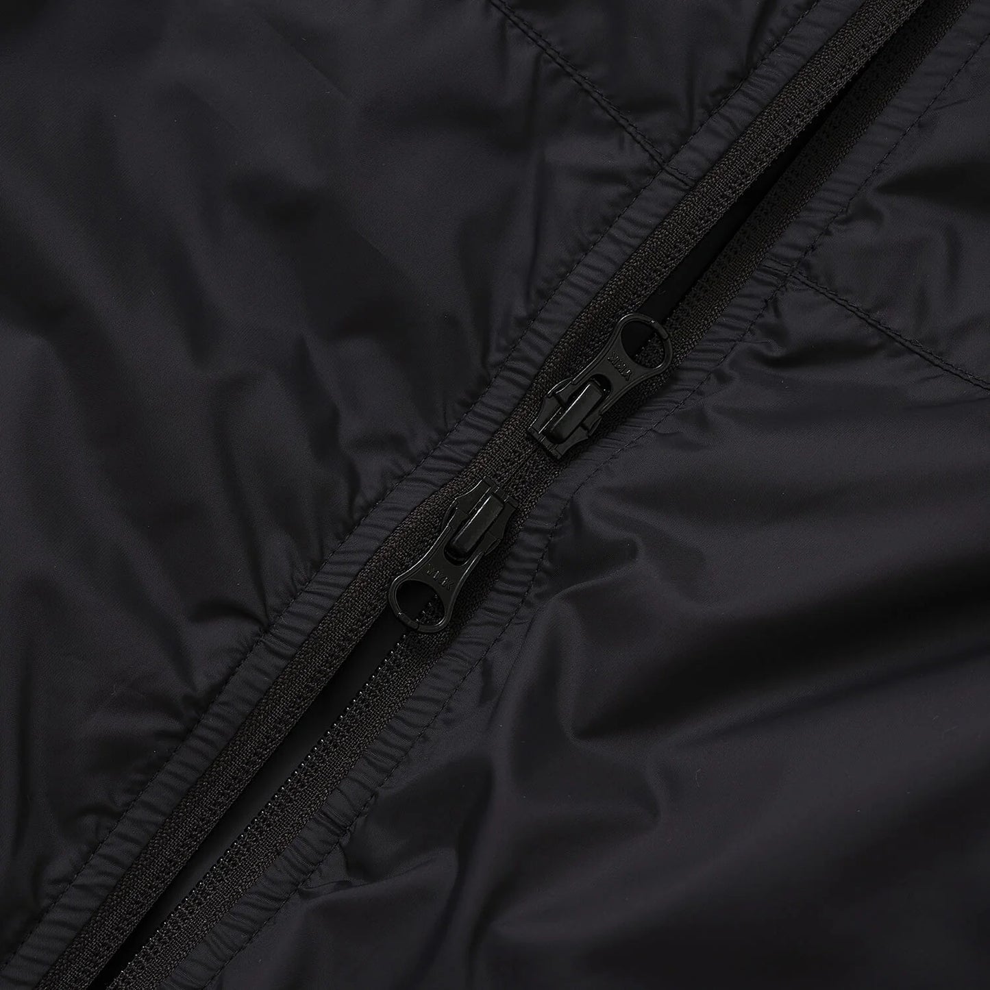 V12 MENS FLUFFY VEST