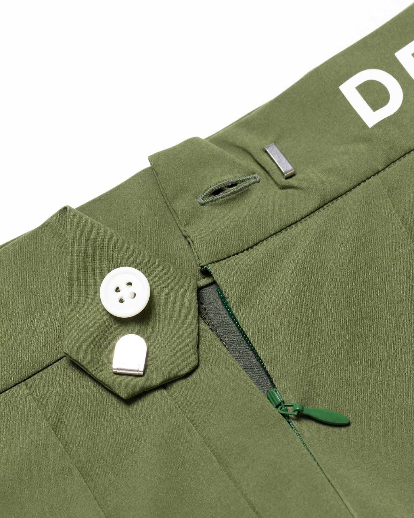 DEVEREUX GOLF WOMENS DVRX Heart Pleated SK