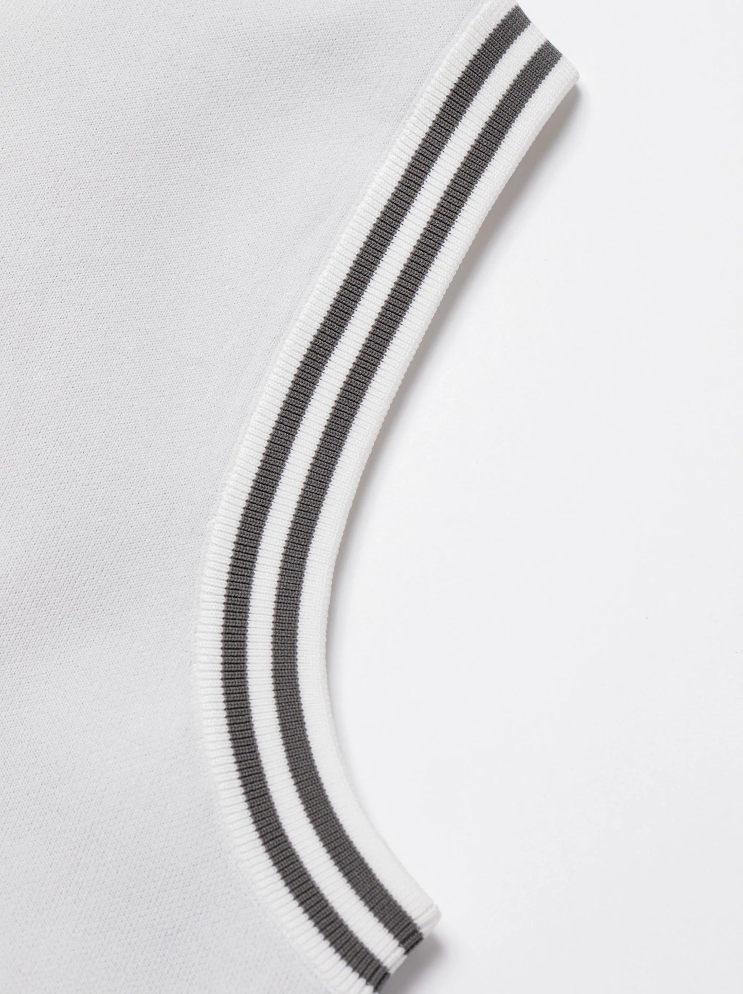 DEVEREUX GOLF MENS 18G Essential DVRX Knit Vest