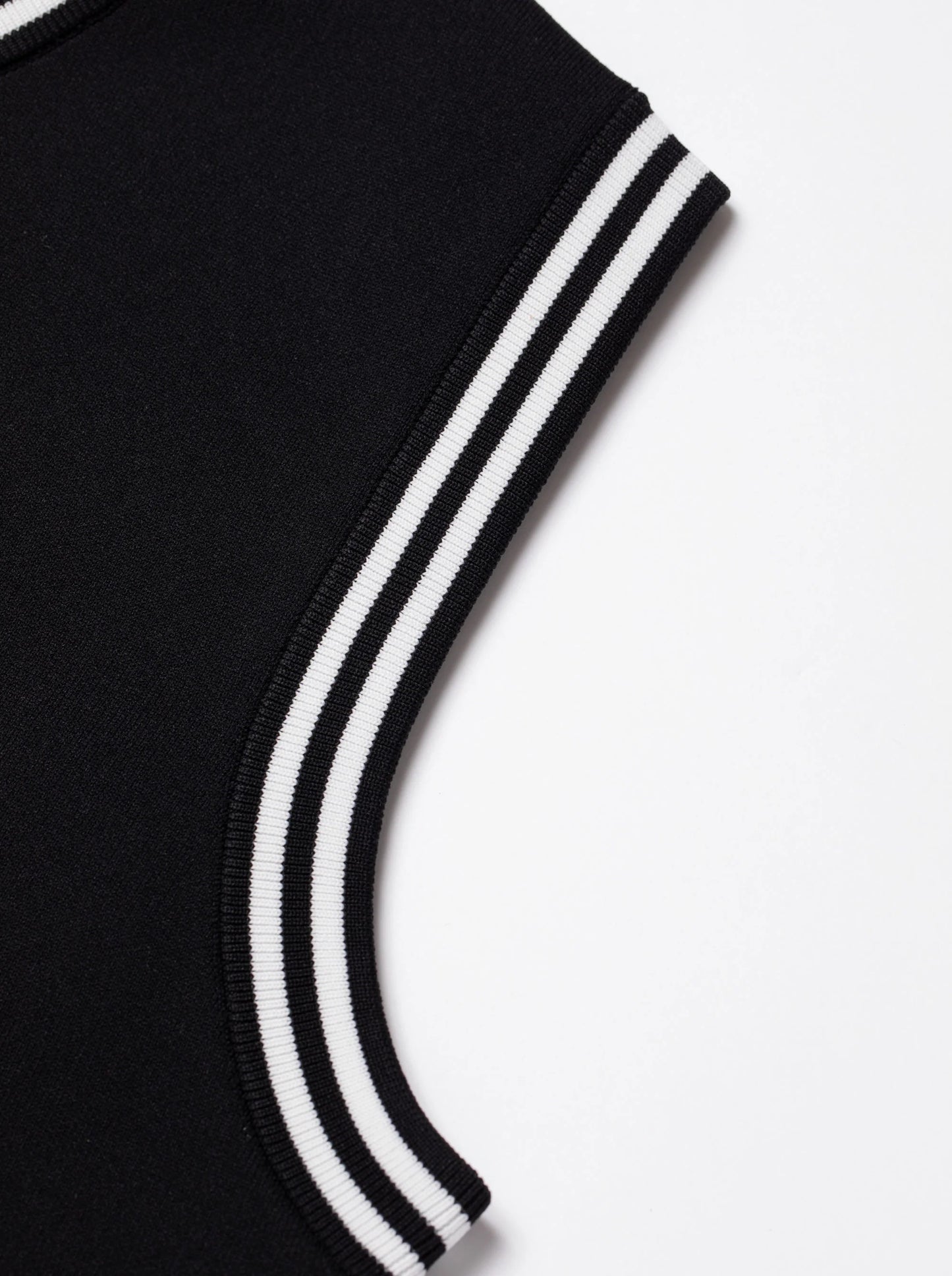 DEVEREUX GOLF MENS 18G Essential DVRX Knit Vest