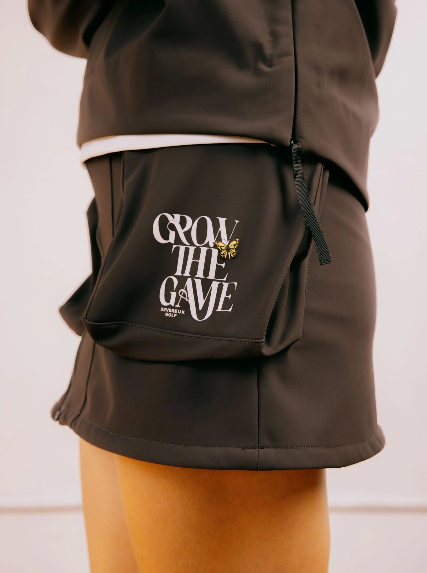 DEVEREUX GOLF WOMENS Grow the Game Three-Layer Fleece Front-Zip Skirt